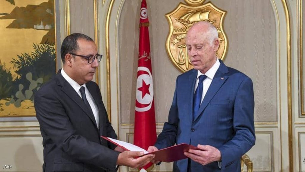 الرئاسة التونسية تصدر بياناً جديداً حول قرارات سعيد وتؤكد على دستوريته