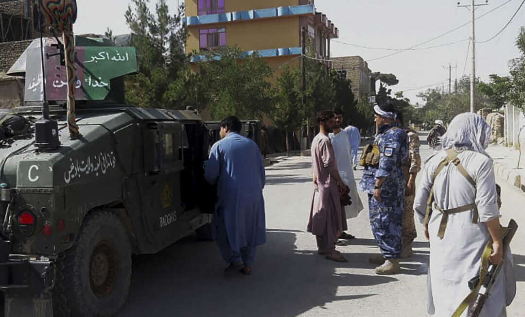 بالرصاص والغاز.. طالبان تواجه تظاهرة نسائية بكابول