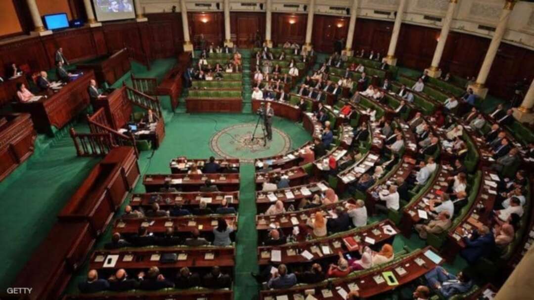 حركة تونسية تدعو إلى حل البرلمان