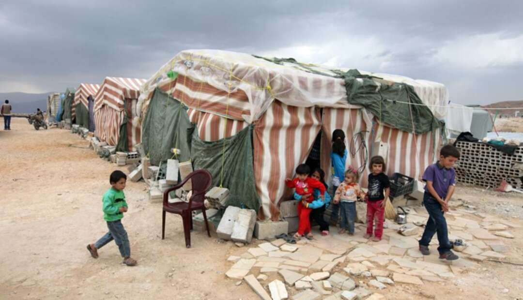 مقتل لاجئين سوريين أحدهما طفل في مخيم بلبنان