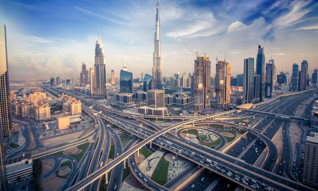 دبي تستقطب 100 ألف مبرمج لإنشاء شركات رقمية