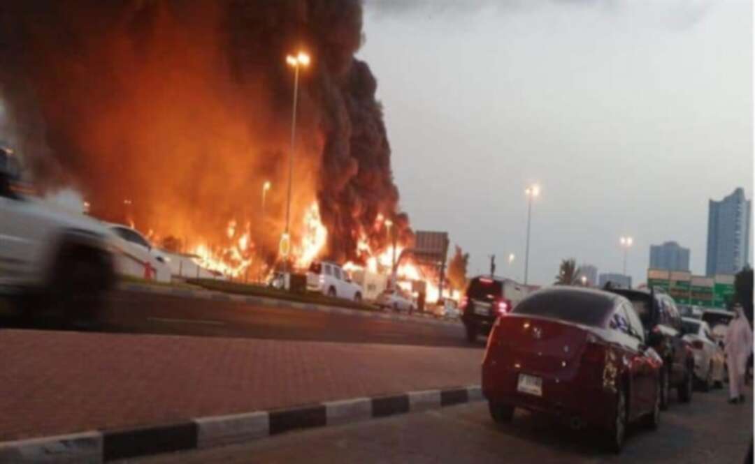 حكومة دبي: لم يتم الإبلاغ عن أية إصابات بسبب الحريق في ميناء جبل علي