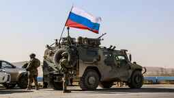 Russia Maneuvers Between Tehran and Tel Aviv on Syrian Territory