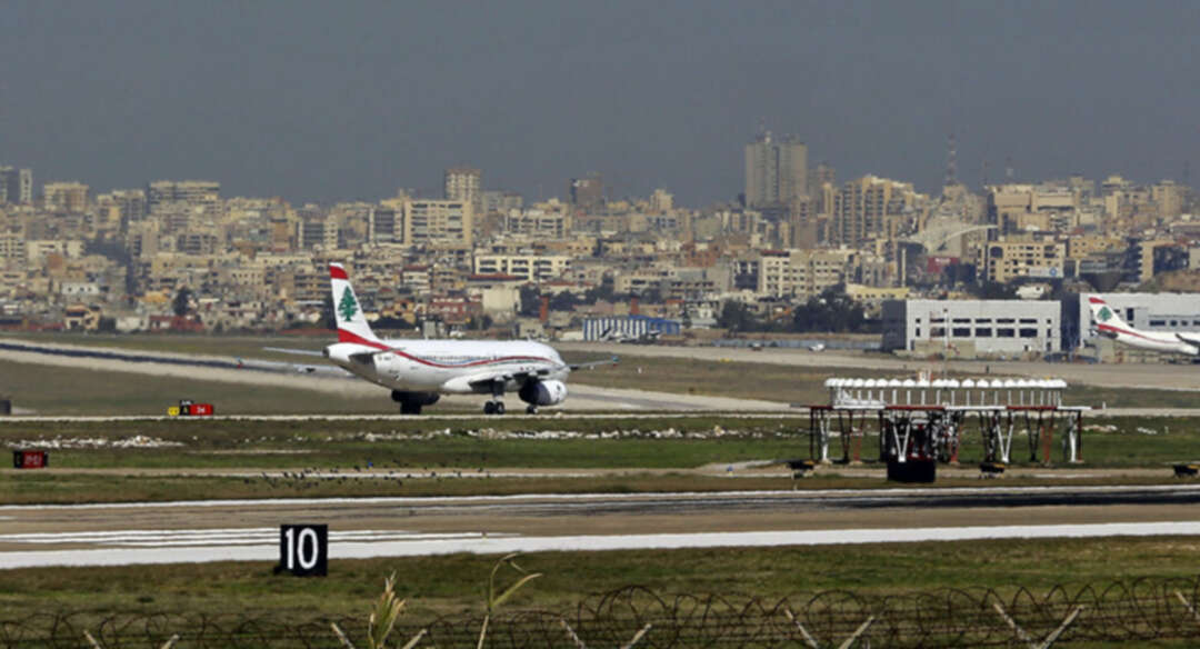 طائرة مساعدات مصرية تصل بيروت لمساعدة جرحى انفجار 
