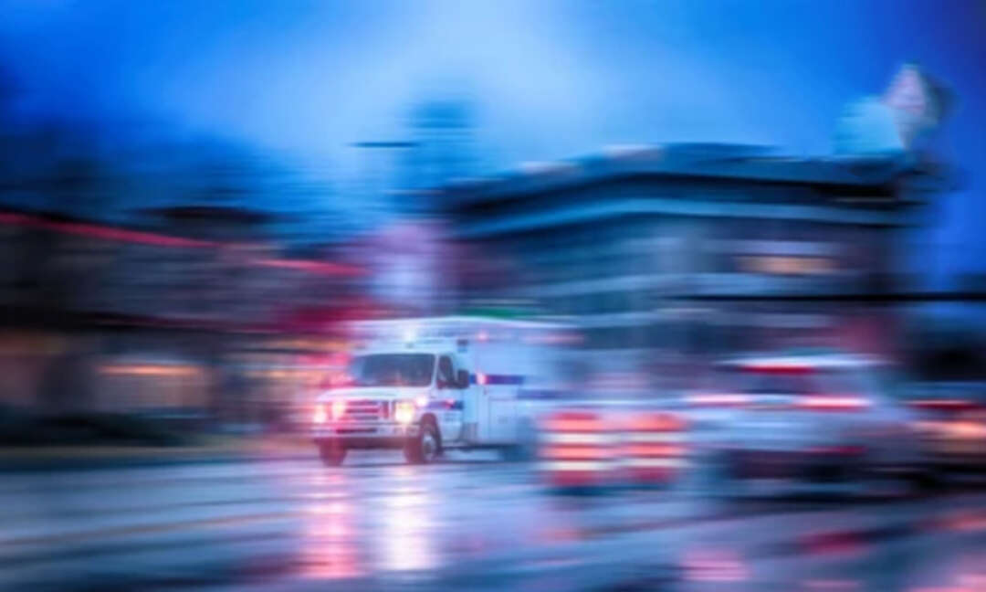 مصرع سائق إسعاف في طريق العودة بعد إيصال المريض