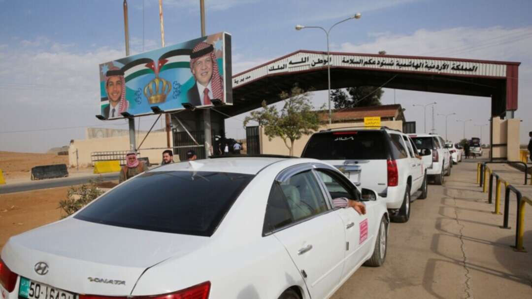بعد قرار إغلاقه.. الأردن يسمح بدخول سائقين عالقين على معبر جابر مع سوريا
