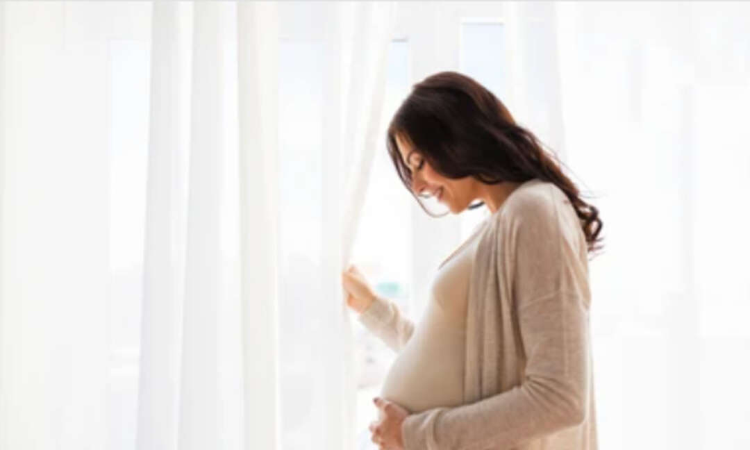 دراسة أمريكية تحثّ النساء الحوامل لأخذ لقاح كورونا