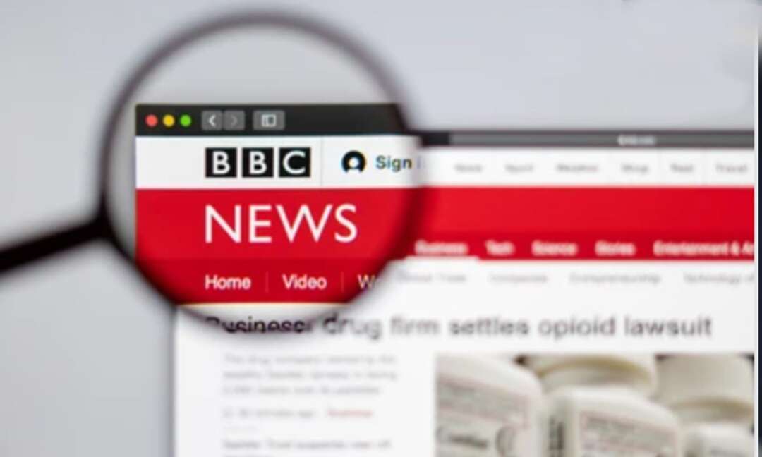 UK government freezes BBC license fee for 2 years