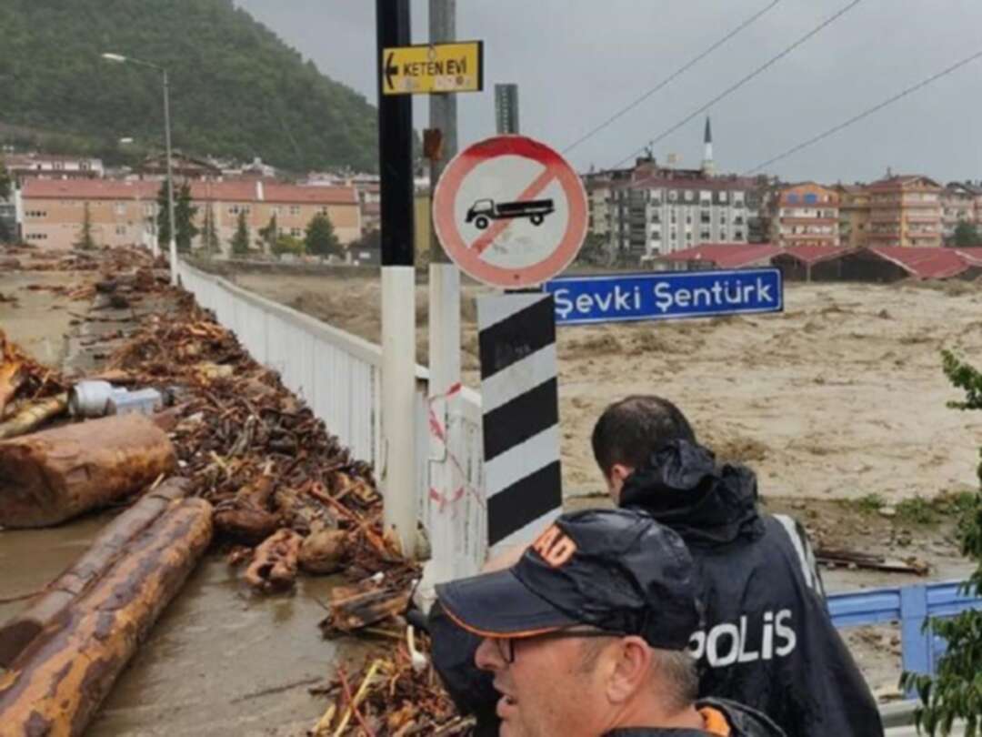 فيضانات شمال تركيا.. ارتفاع حصيلة القتلى إلى 40 شخصاً