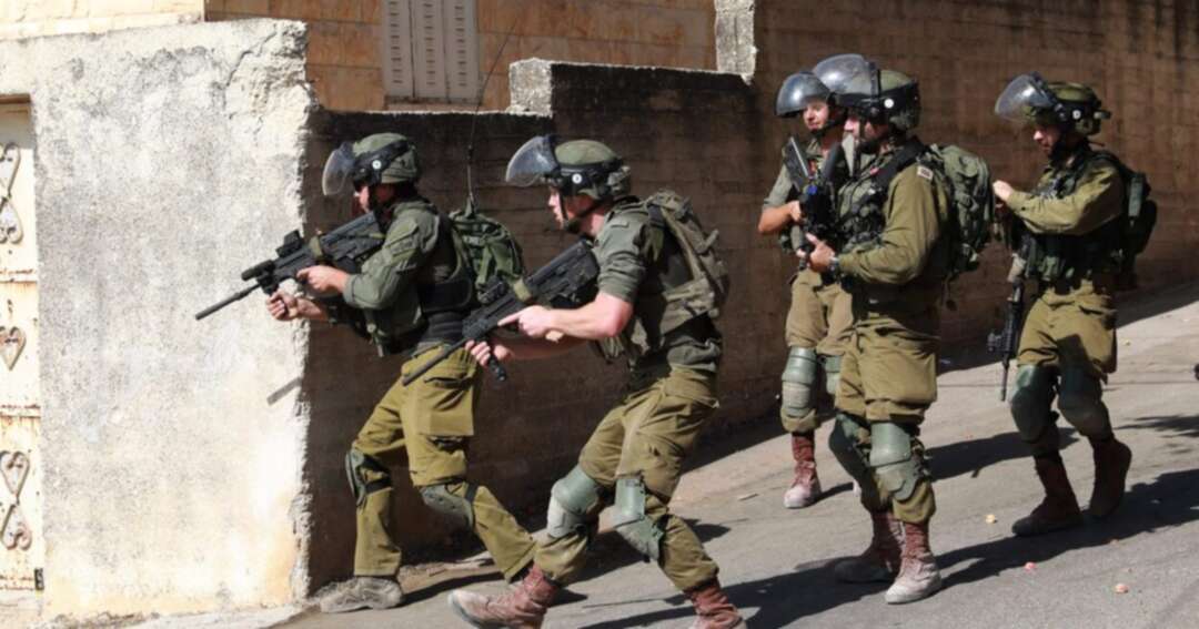 القوات الإسرائيلية تعتقل خمسة فلسطينيين في بيت لحم