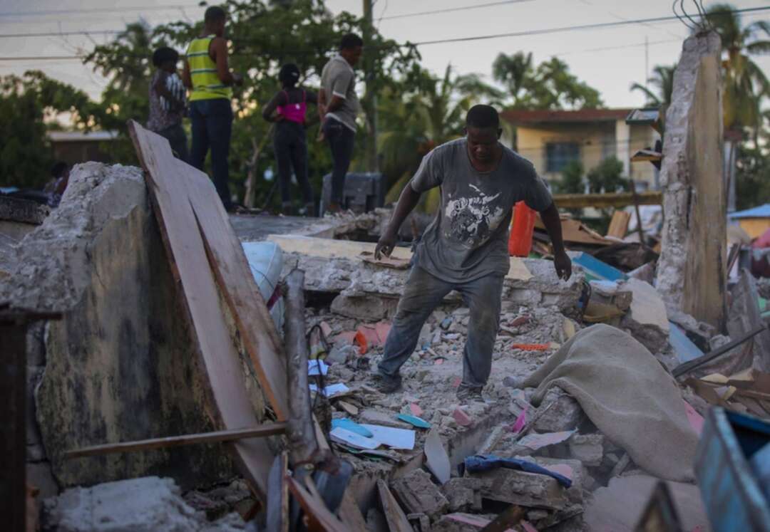 زلزال هايتي.. ارتفاع حصيلة الضحايا إلى 1419 قتيلاً