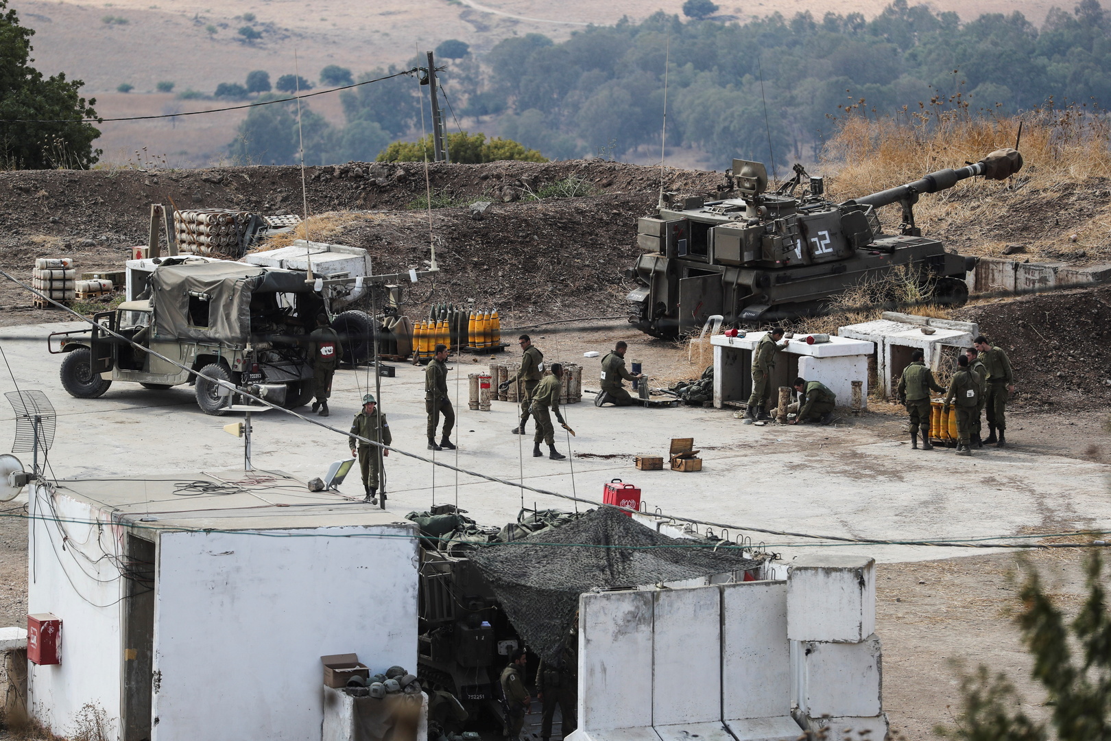 تأهب إسرائيلي على الحدود اللبنانية وواشنطن تضغط للتهدئة