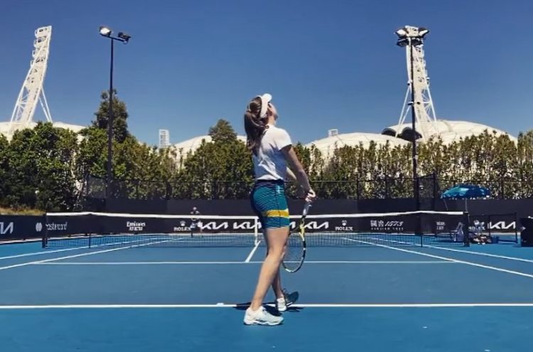 جوانا كونتا لاعبة تنس بريطانية. انستغرام