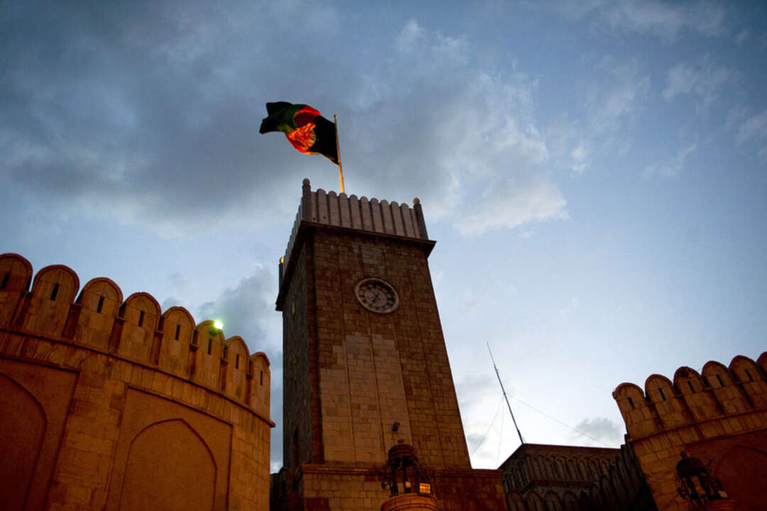 في 11 سبتمبر طالبان ترفع علمها فوق القصر الرئاسي