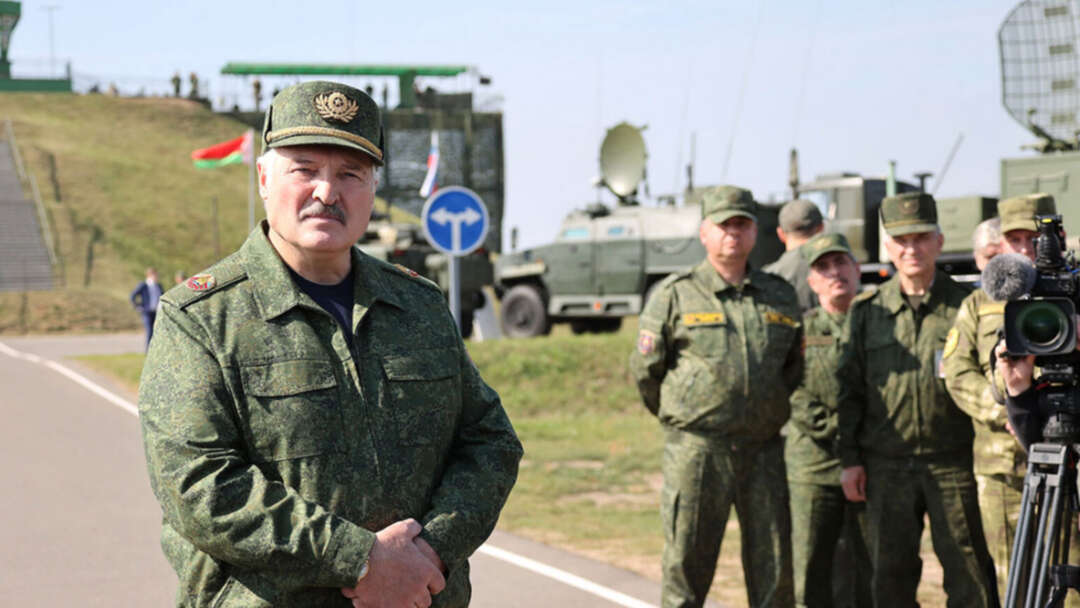 بعد تدريبات عسكرية مشتركة.. لوكاشينكو يعود بصفقة سلاح روسي