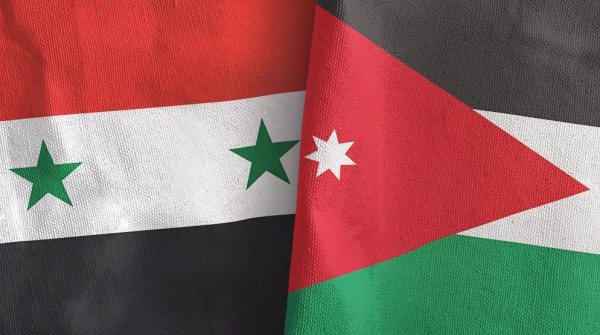 أعلام الأردن_ سوريا/ أرشيفية