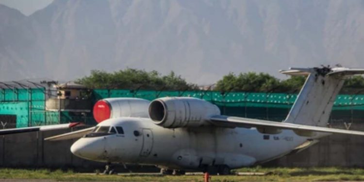 plane at kabul airport