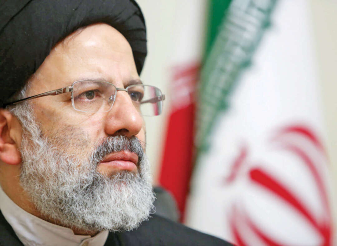الفساد الإداري والمالي ينخر في جسد النظام الإيراني 