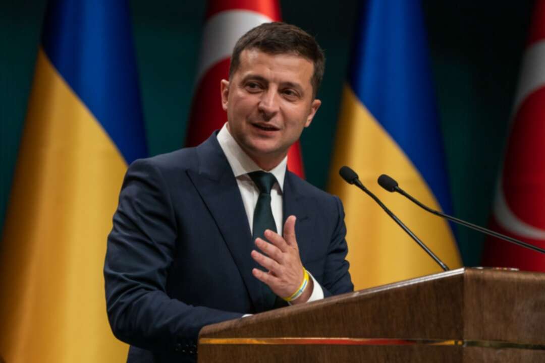 زيلينسكي يدافع عن استخدام أوكرانيا مسيّرة تركية ضد الانفصاليين