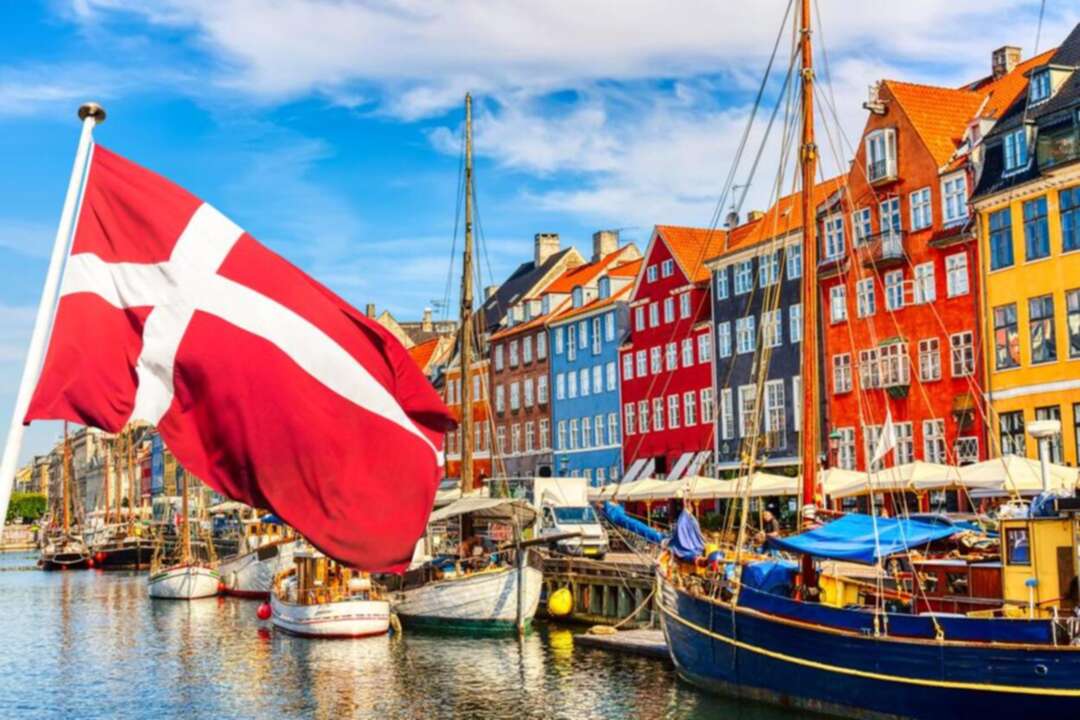 نقابة الصحفيين الدنماركيين تحذّر من السفر إلى قطر