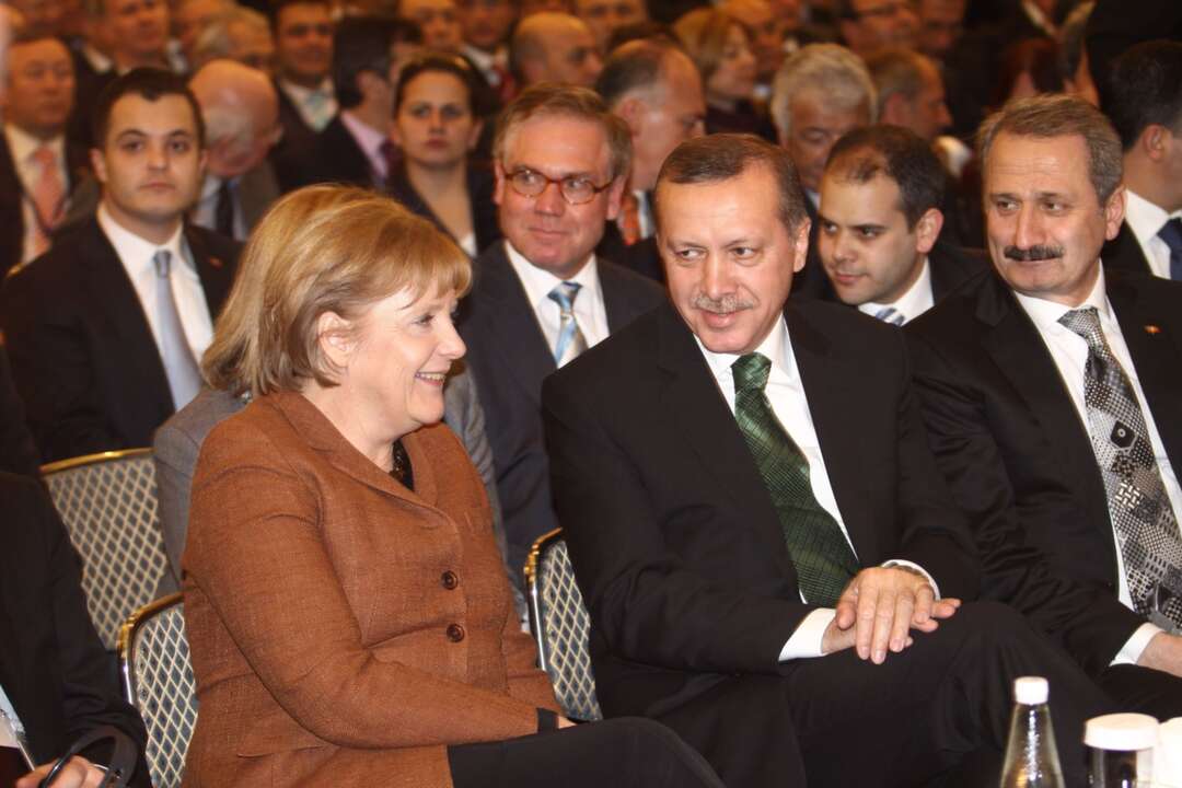 Merkel holds farewell meeting with Erdogan days ahead of leaving office