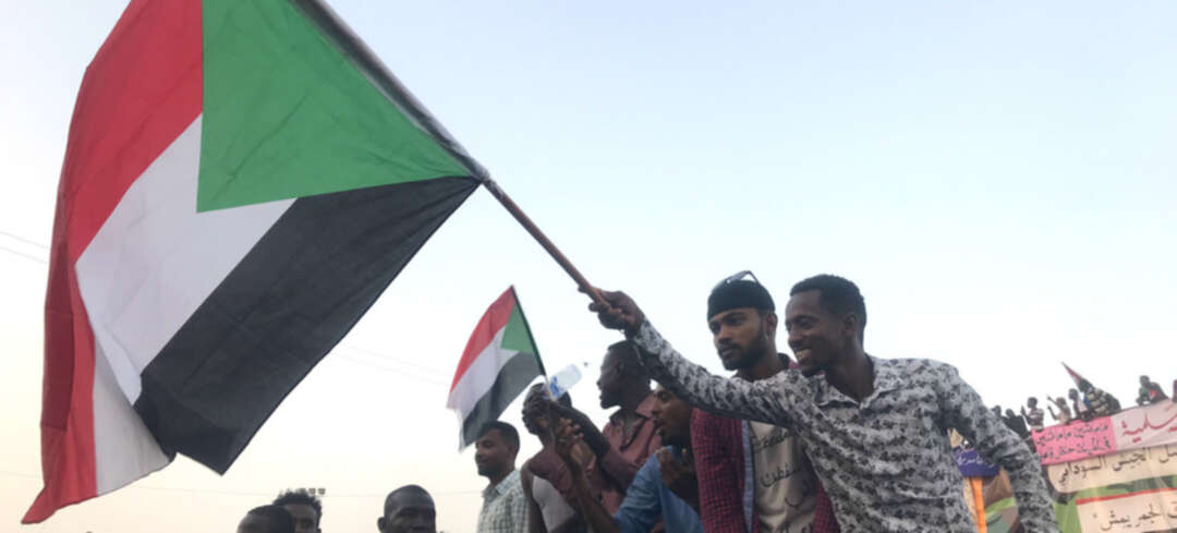 مظاهرات غفيرة تطالب بحكم مدني في السودان