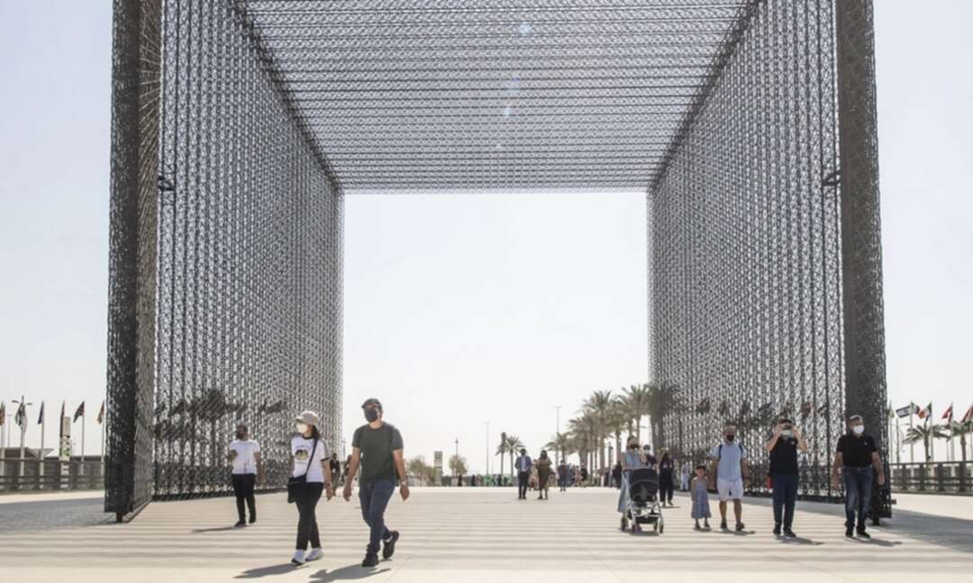إكسبو دبي 2020.. أكثر من 50 ألف زائر في يومه الأول