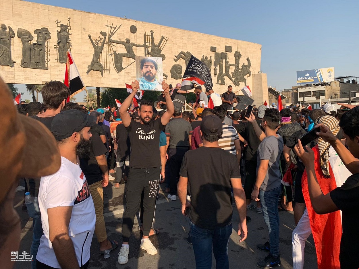جانب من الوقفة الاحتجاجية في ساحة التحرير ببغداد بمناسبة إحياء ذكرى الثورة العراقية 2019