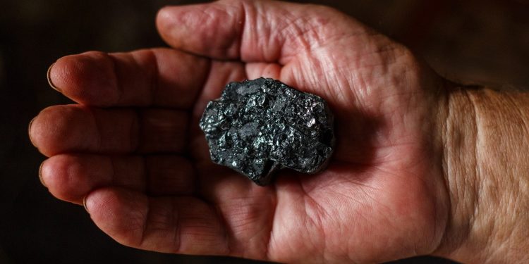 Coal-Worker-Coal mining/Pixabay
