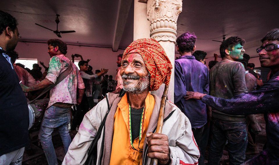 India-Old man/Pixabay