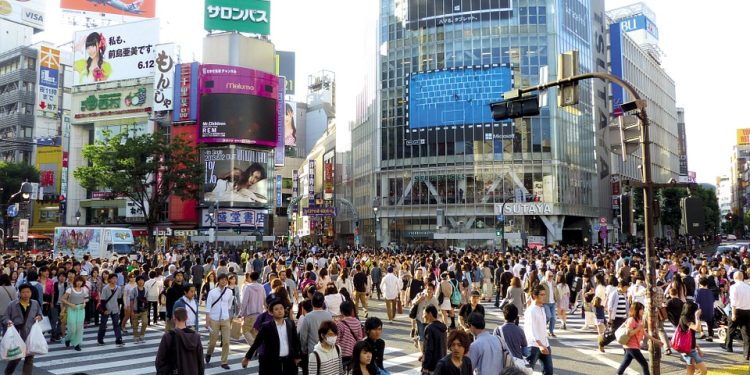 Japan-Tokyo-Crowd/Pixabay