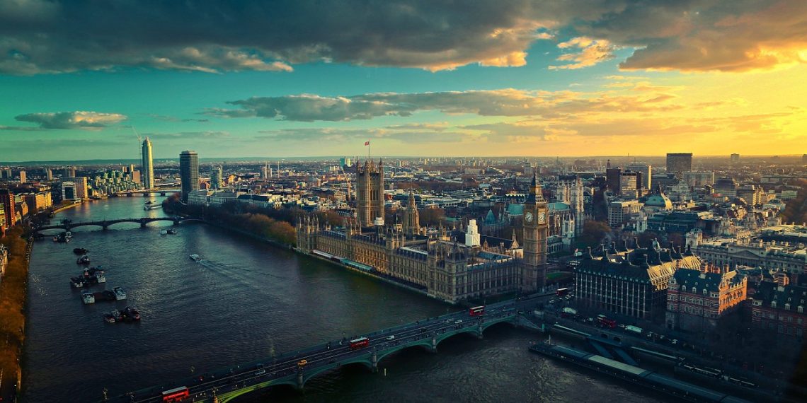 UK-London city-Thames river/Pixabay