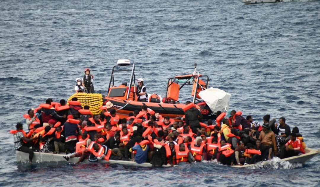 وصول قارب مهاجرين إلى صقلية وفيه 10 جثث