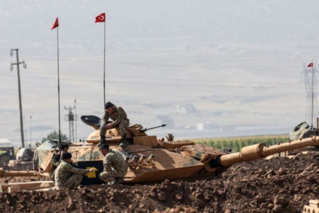 استهداف قاعدة زيلكان التركية في العراق بصواريخ غراد