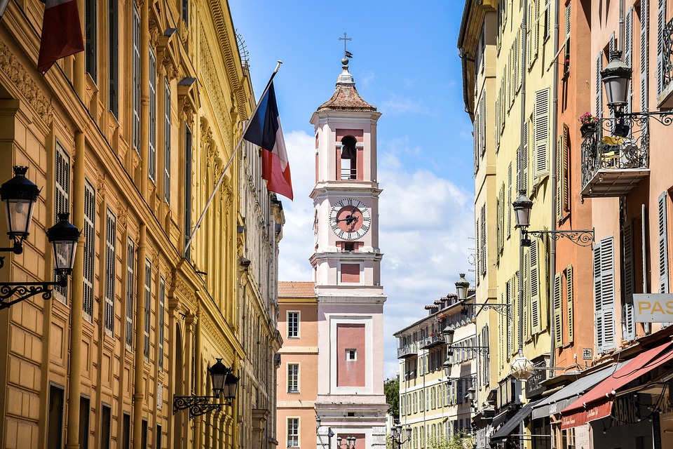 France-Nice Province-Flag of France/Pixabay