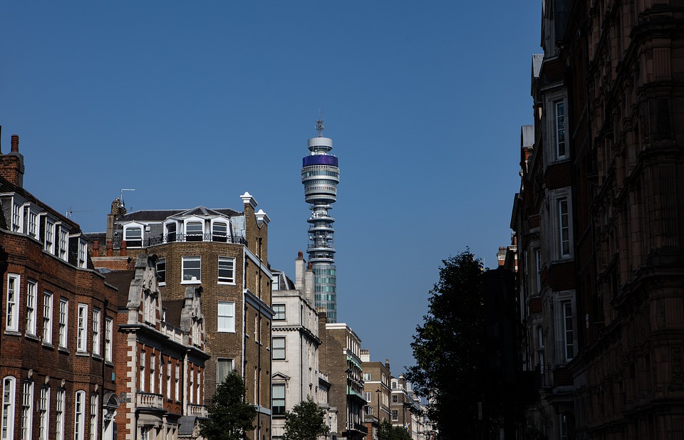 UK-London-West London-BT tower/Pixabay