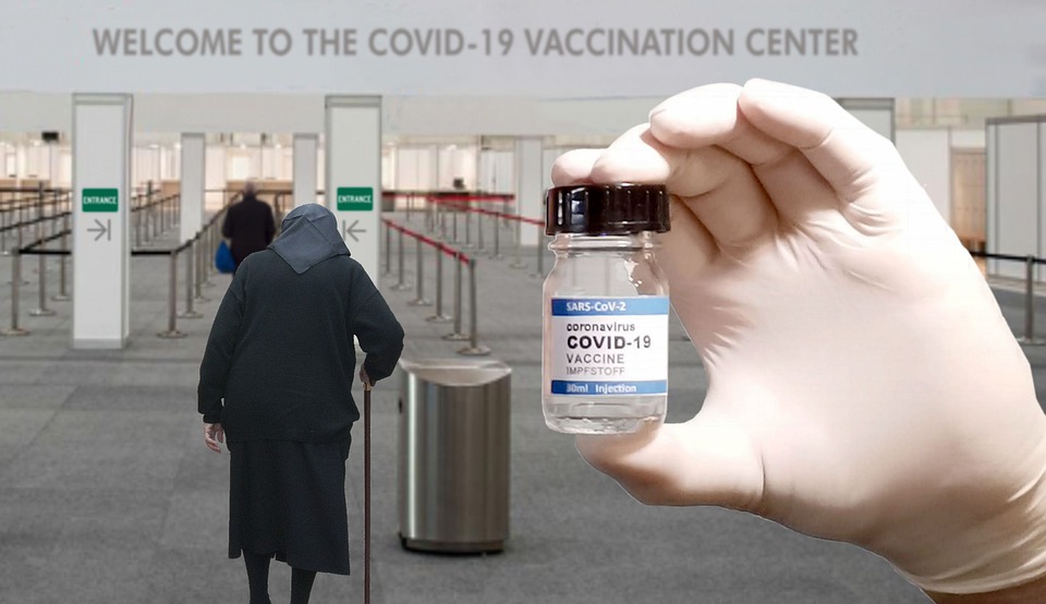 Vaccination center-COVID vaccines/Pixabay