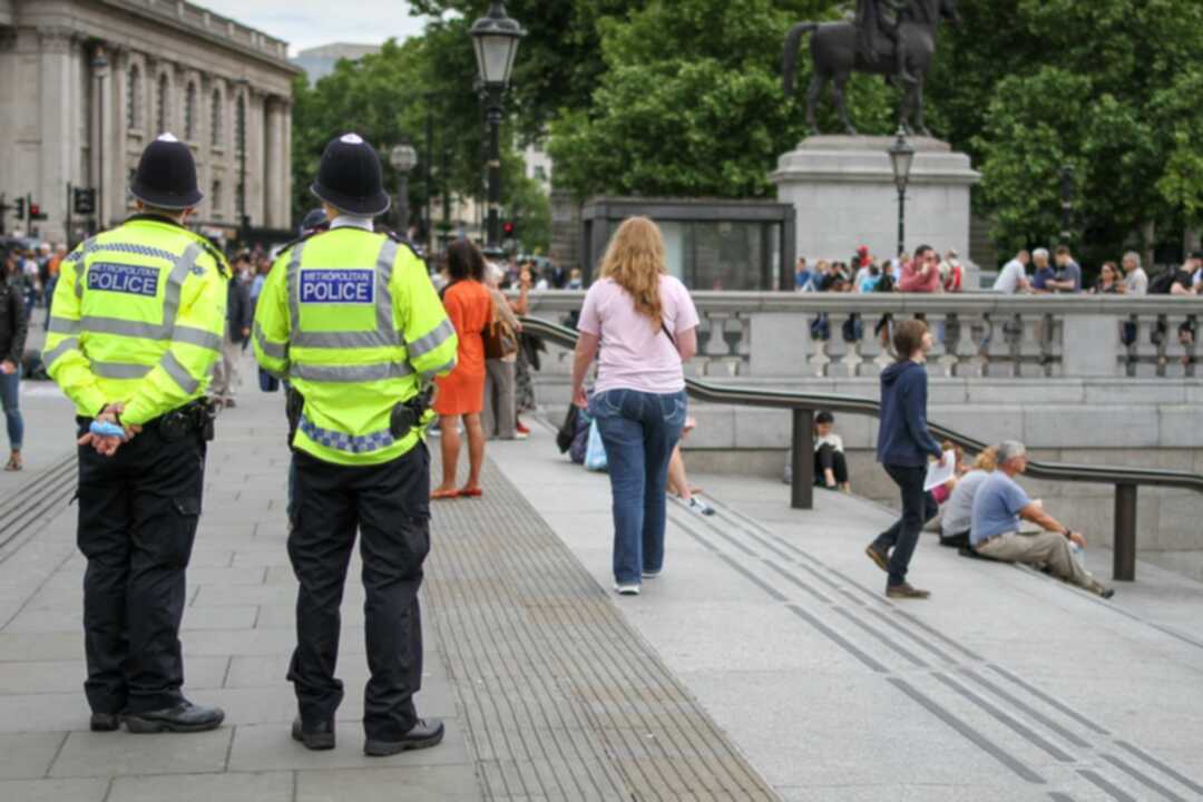 Hundreds of British police should be sacked - commissioner