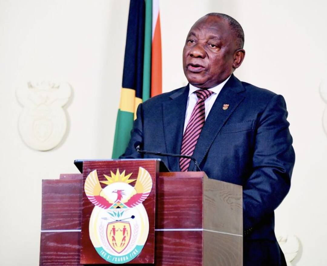 South African President returns to work following a week of isolation