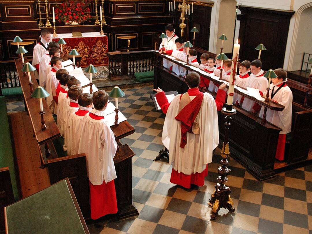 Church in England-Boys choir/Pixabay