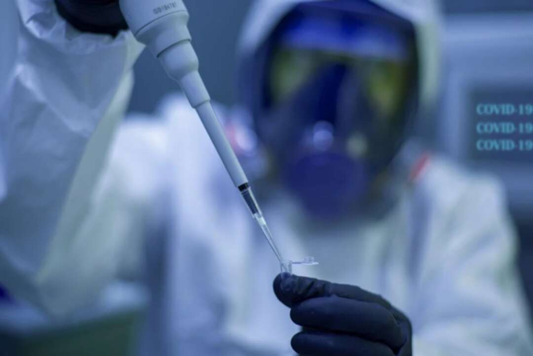 Laboratory-COVID-19 vaccine test/Pixabay