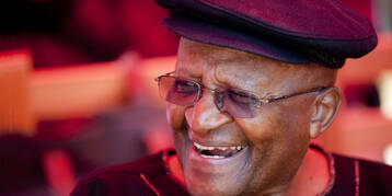 Bells in Cape Town ring to honor Archbishop Desmond Tutu’s life