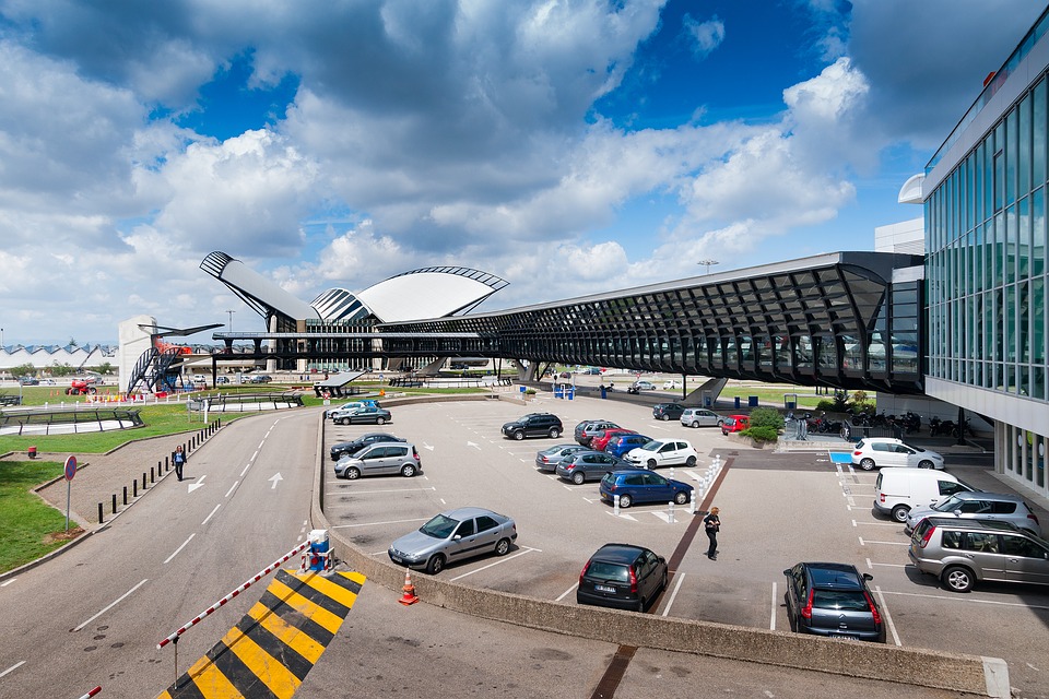 France-Lyon airport/Pixabay