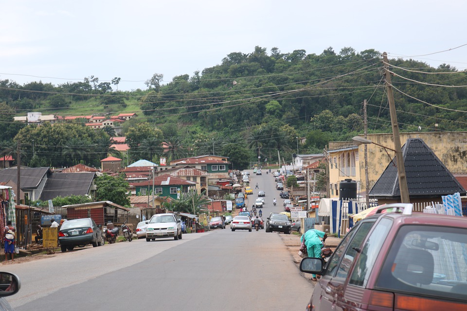 Nigeria-Ekiti road/Pixabay