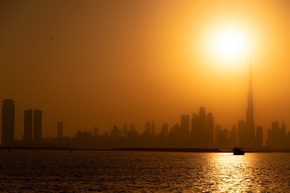 UAE-Dubai-Emirates-Skyscrapers/Pixabay