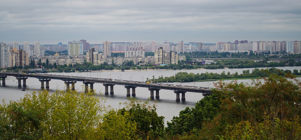 Ukraine-River in Kiev city/Pixabay