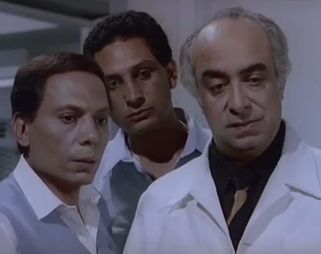 جلال الشرقاوي مع عادل إمام في فيلم خلي بالك من عقلك