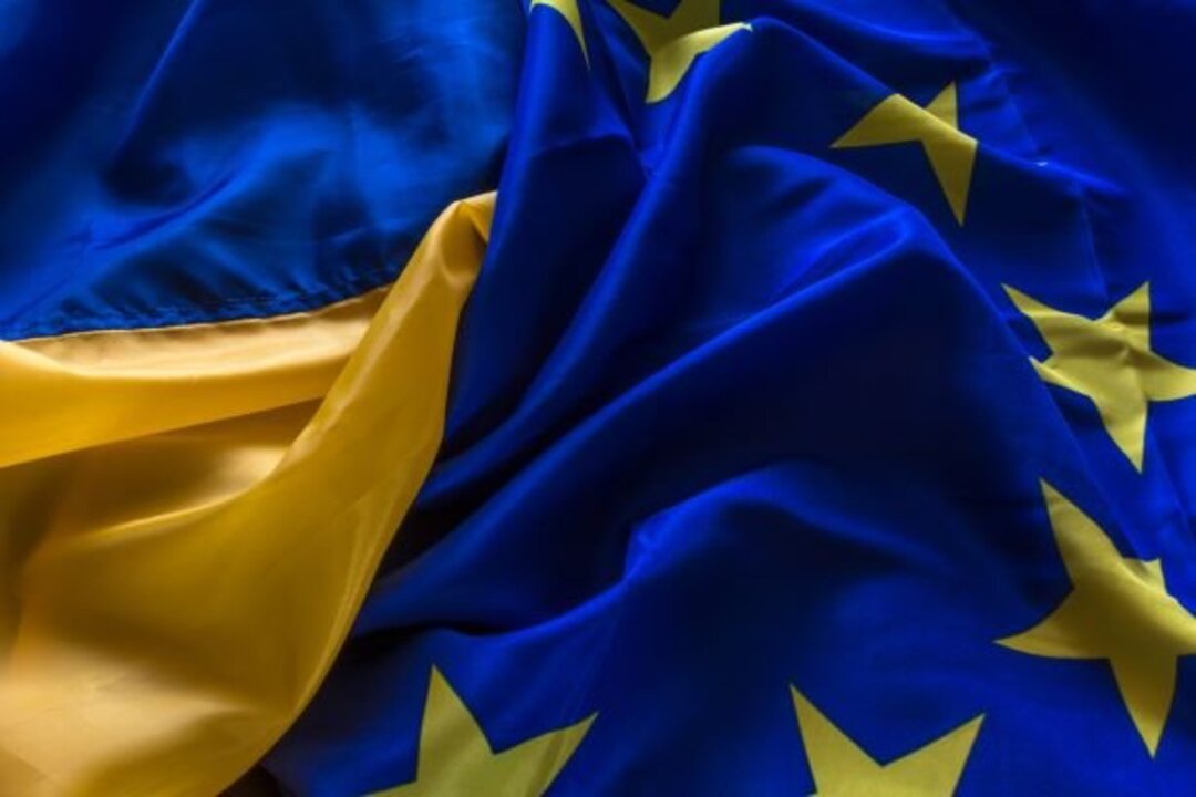 أوكرانيا ستشارك باجتماع للناتو.. وانضمامها للاتحاد الأوروبي قيد البحث