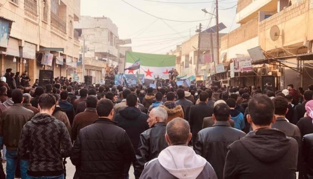 سوريا.. تظاهرات حاشدة في مناطق سيطرة تركيا احتجاجاً على الوضع المعيشي
