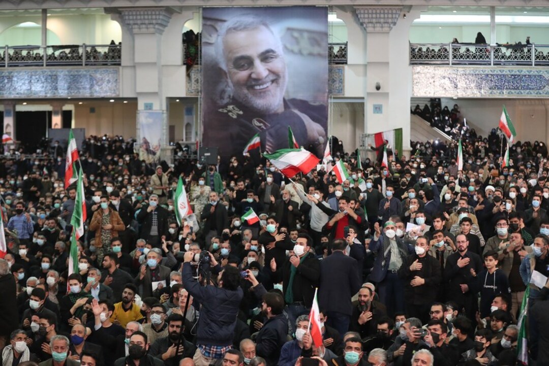 Gunmen in Iraq wound two protesters who disrupted Soleimani memorial